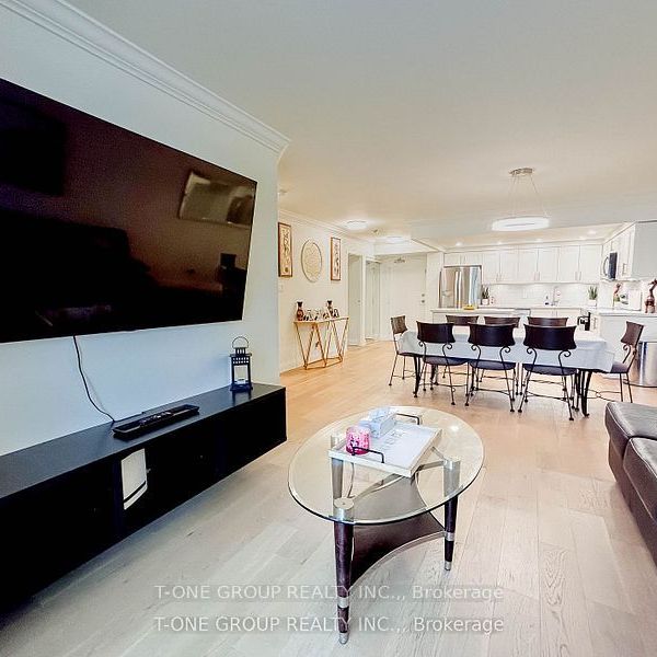 8 Silverbell Grove #206 - Photo 1