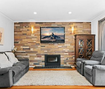 A great family house in Mount Waverley - Photo 2