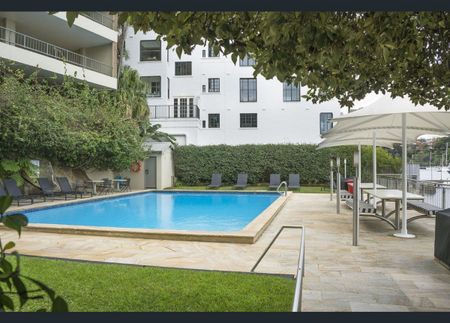 29/2A Henry Lawson Avenue, McMahons Point NSW 2060 - Apartment For Rent | Domain - Photo 5