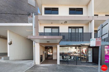 “BEAUTIFULLY PRESENTED TWO BEDROOM UNIT!” - Photo 5
