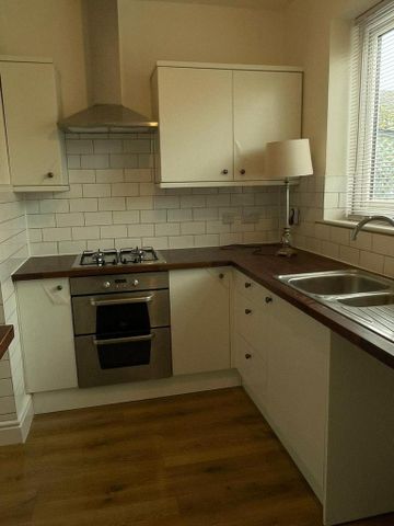 2 bedroom terraced house to rent - Photo 5