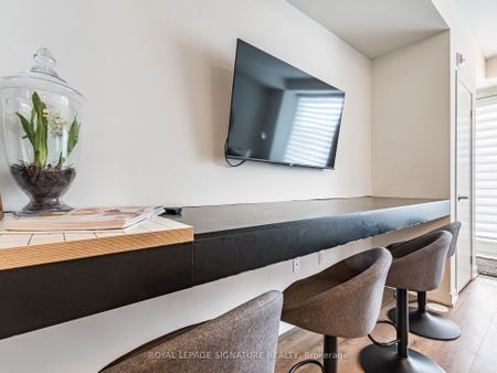 For Lease - 3425 Ridgeway Drive Unit# 10, Mississauga, Ontario - Photo 4