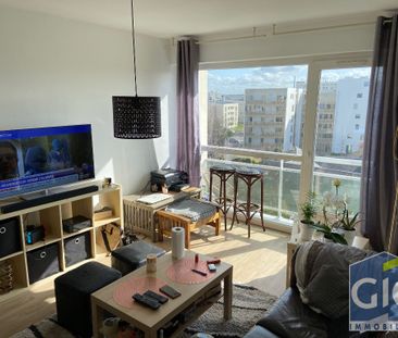 Location Appartement 2 pièces 41m² - Photo 3