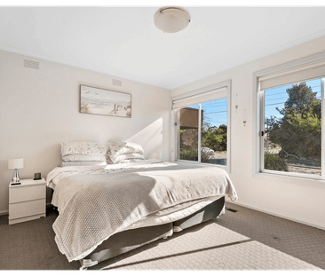 Four Bedroom Family Home in Quiet Court - Photo 1