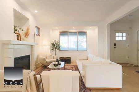 210 Furness St, New Westminster - Photo 2