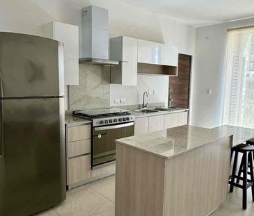 Apartamento amueblado en renta - Photo 2