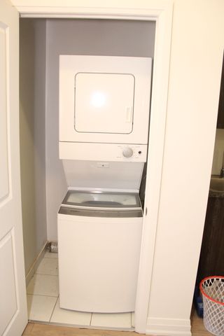 For Lease - 10 Meadowglen Place Unit# 602, Toronto, Ontario - Photo 2