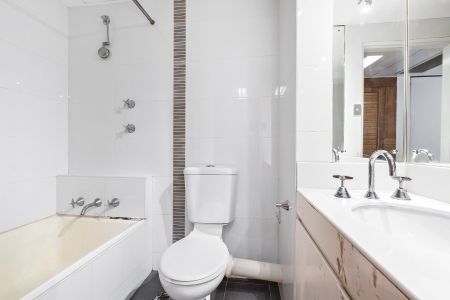 102/450 Pacific Highway, Lane Cove North NSW 2066 - Apartment For Rent | Domain - Photo 2