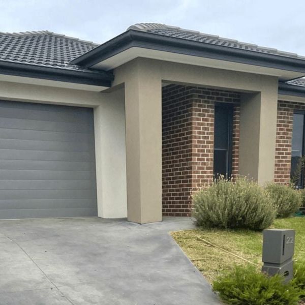Dual-Living Comfort in the Heart of Meridian Estate - Photo 1