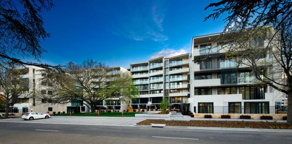 Versatile Two Bedroom in the Heart of Braddon - Photo 2