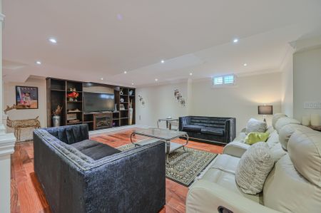 For Lease - 5 Highvalley Circle, Brampton, Ontario - Photo 5