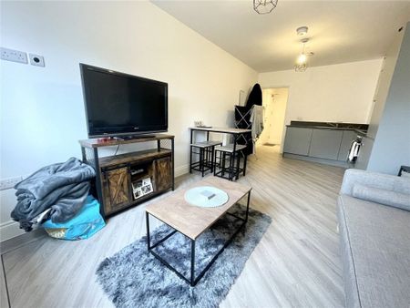 Wimborne Road, Poole, Dorset, BH15 - Photo 3