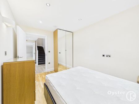 3 bedroom flat to rent - Photo 4