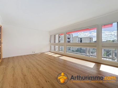 Location Appartement 4 pièces 81 m2 à Nanterre - Photo 2