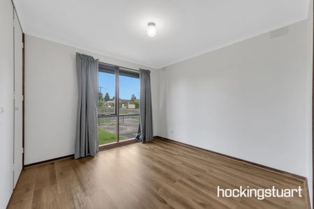 32 Holroyd Drive, Epping. - Photo 4