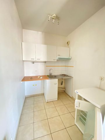 Location Appartement 2 pièces 38m² - Photo 3