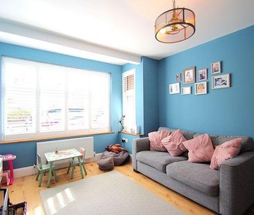 3 bedroom semi-detached house to rent - Photo 2