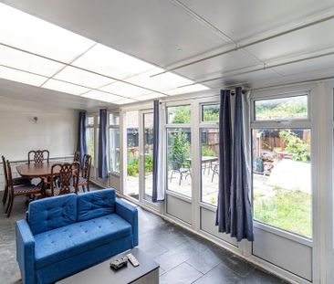 4 bedroom semi-detached house to rent - Photo 1