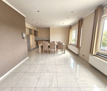 Appartement te huur - foto 2