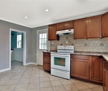 For Lease - 202 Millen Road, Hamilton, Ontario - Photo 6