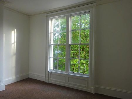 1 Bed Flat, Daisy Bank Road, M14 - Photo 3