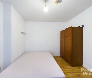APT 2, 42 Castleton Gardens, Belfast, BT15 3BY - Photo 5