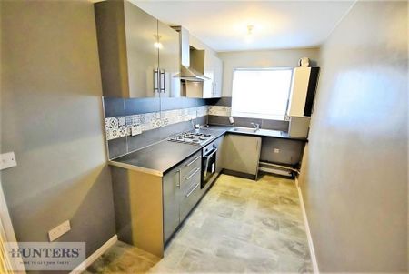 3 bedroom terraced house to rent - Photo 3