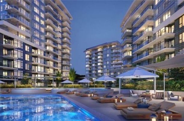 Aqua – New 1 Bed, 1 Bath with lake views~ - Photo 1