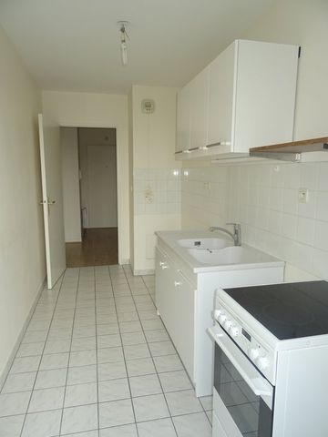 Location Appartement 2 pièces 56m² ORLEANS 45000 - Photo 4