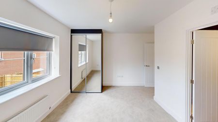 4 bedroom detached house to rent - Photo 5