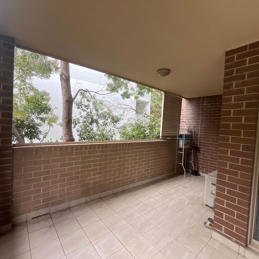 Homebush West - Photo 1