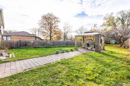 For Lease - 1650 Robillard Road Unit# Upper, Mississauga, Ontario - Photo 4