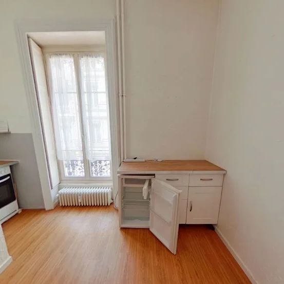 Appartement T2 A Louer - Lyon 2eme Arrondissement - 27.97 M2 - Photo 1