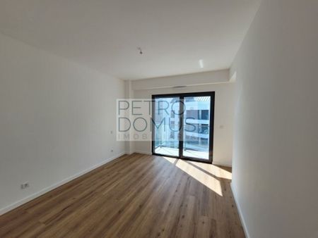 2 room luxury Apartment for rent in Campolide, Lisbon - Photo 5