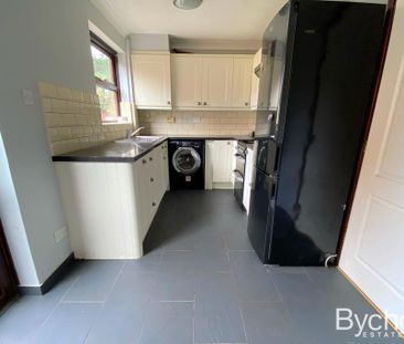 3 bedroom terraced house to rent - Photo 4