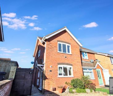 2 bedroom semi-detached house to rent - Photo 2