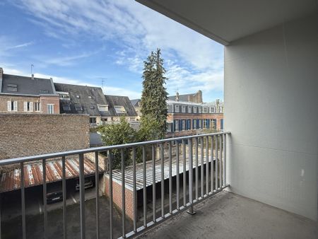 T2 - refait à neuf - cave - parking - 52,31m2 - à 5 min à pie - Photo 4