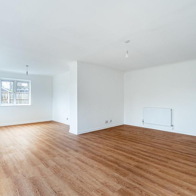 3 bedroom detached house to rent - Photo 1