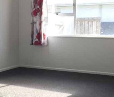 3 Bedroom House - Photo 3