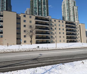 For Lease - 33 Central Parkway Unit# 504, Mississauga, Ontario - Photo 6