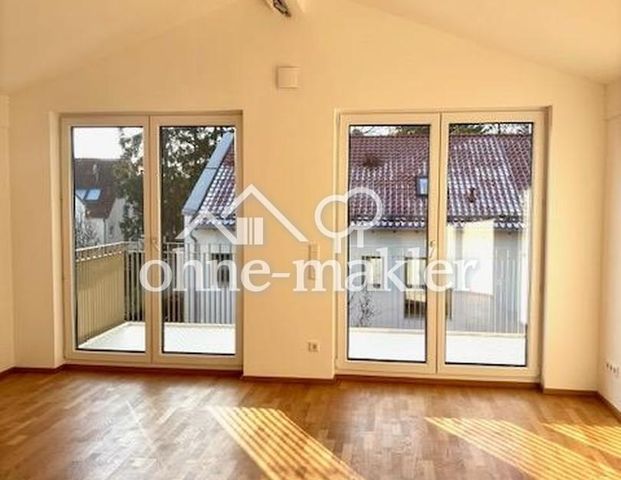 Sonnige 4 Zi DG Wohnung+Büro/ Hobbyraum,2 Bäder, Wohnk. inkl. EBK, großer Balkon! München-Aubing - Foto 1