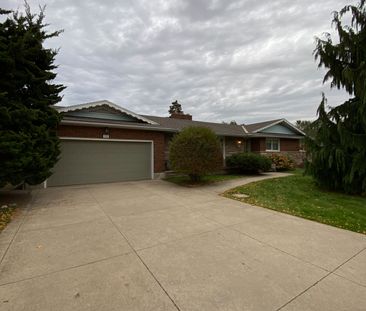 For Lease - 232 McNeilly Road, Hamilton, Ontario - Photo 4