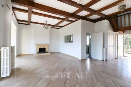 VILLA MEUBLEE - ILE DE VILLENNES-SUR-SEINE - Photo 2