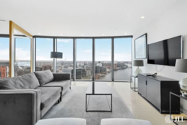 The Tower, London SW8 - Photo 1