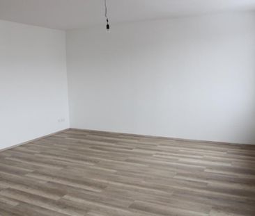 Attraktive Optik, charmanter Inhalt, sonniges Gemüt! Große 3-Raum-W... - Foto 1