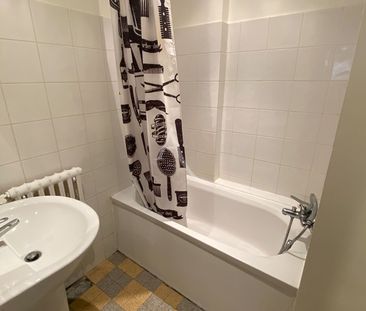 Location Appartement 1 pièce 34m² NICE 06000 - Photo 4