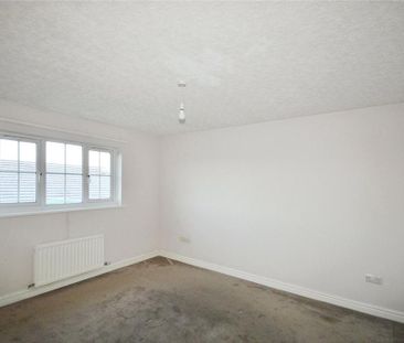 2 bedroom bungalow to rent - Photo 2