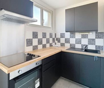 Location Appartement 2 pièces 44m² MONT ST AIGNAN 76130 - Photo 2