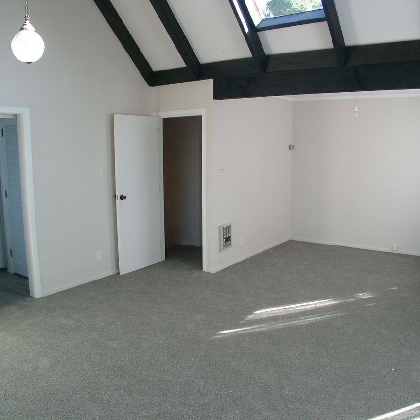 10/21-23 Amapur Drive, Khandallah - Photo 1