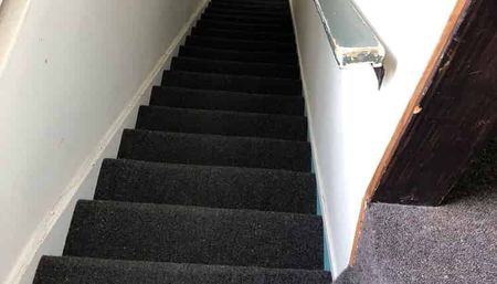 Spacious 5‑Bedroom Flat – Close to City - Photo 2